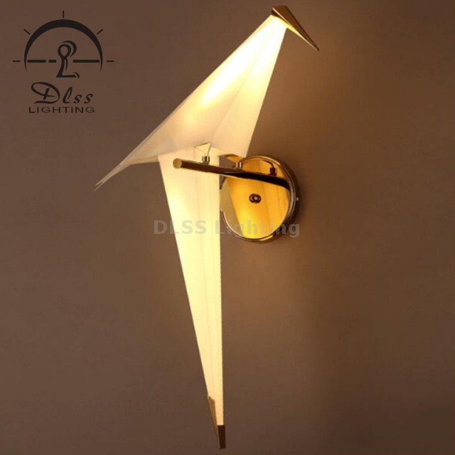Внутреннее освещение Белая птица с поворотным настенным светильником Megnatic Foot